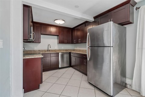 Casa en venta en Saint Petersburg, Florida, 2 dormitorios, 74.32 m2 № 2296528 - foto 18