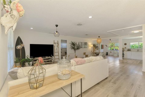 Villa ou maison à vendre à Venice, Floride: 3 chambres, 179.77 m2 № 1690825 - photo 6
