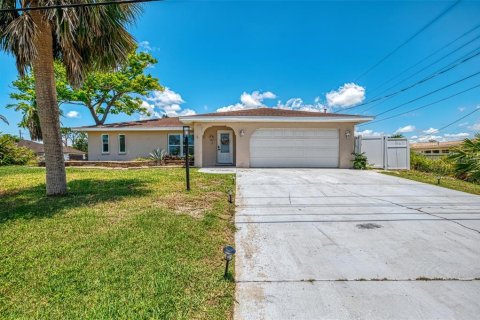 Villa ou maison à vendre à Venice, Floride: 3 chambres, 179.77 m2 № 1690825 - photo 1