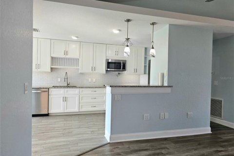 House in Bradenton, Florida 3 bedrooms, 215.44 sq.m. № 1775006 - photo 14