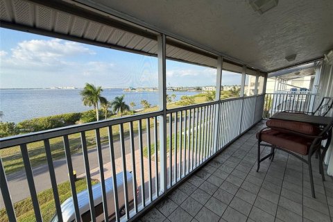 Condominio en alquiler en Punta Gorda, Florida, 2 dormitorios, 123.93 m2 № 2119259 - foto 20