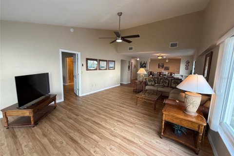 Condominio en alquiler en Punta Gorda, Florida, 2 dormitorios, 123.93 m2 № 2119259 - foto 13