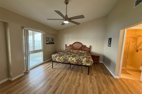 Condominio en alquiler en Punta Gorda, Florida, 2 dormitorios, 123.93 m2 № 2119259 - foto 16