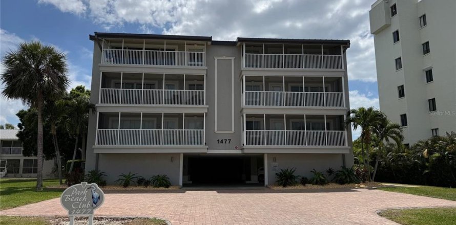 Condominio en Punta Gorda, Florida, 2 dormitorios № 2119259