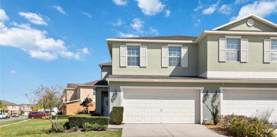 Townhouse in Orlando, Florida 3 bedrooms, 150.78 sq.m. № 2155619