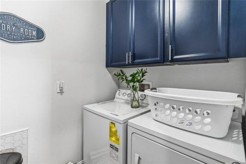 Townhouse in Orlando, Florida 3 bedrooms, 150.78 sq.m. № 2155619 - photo 21