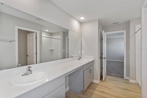 Casa en venta en Haines City, Florida, 5 dormitorios, 268.67 m2 № 1910218 - foto 14