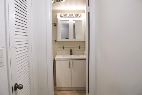 Copropriété à louer à Aventura, Floride: 1 chambre, 71.35 m2 № 1946827 - photo 6