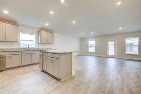House in Parrish, Florida 3 bedrooms, 159.79 sq.m. № 1288361 - photo 7