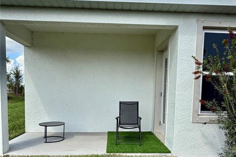 House in Bradenton, Florida 4 bedrooms, 154.4 sq.m. № 2157028 - photo 4
