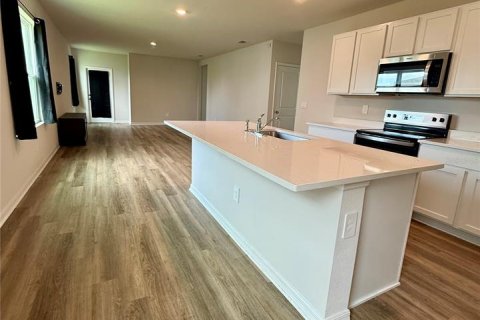 House in Bradenton, Florida 4 bedrooms, 154.4 sq.m. № 2157028 - photo 8