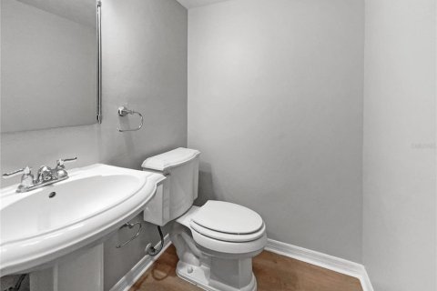 Townhouse in Tampa, Florida 2 bedrooms, 132.29 sq.m. № 1871012 - photo 14