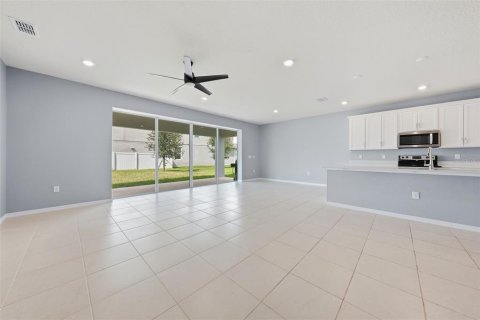 Casa en venta en Clermont, Florida, 4 dormitorios, 268.77 m2 № 2324180 - foto 11