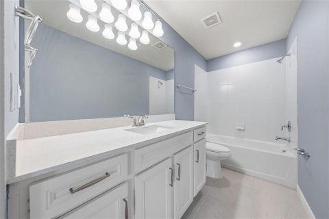 Casa en venta en Clermont, Florida, 4 dormitorios, 268.77 m2 № 2324180 - foto 28