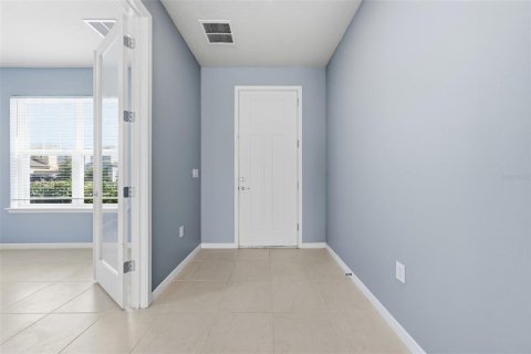 Casa en venta en Clermont, Florida, 4 dormitorios, 268.77 m2 № 2324180 - foto 5