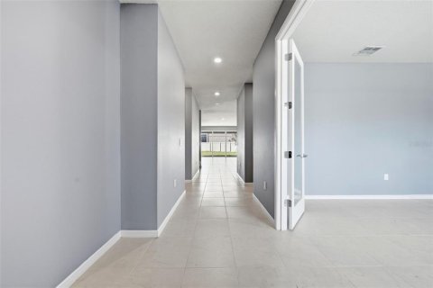 Casa en venta en Clermont, Florida, 4 dormitorios, 268.77 m2 № 2324180 - foto 4