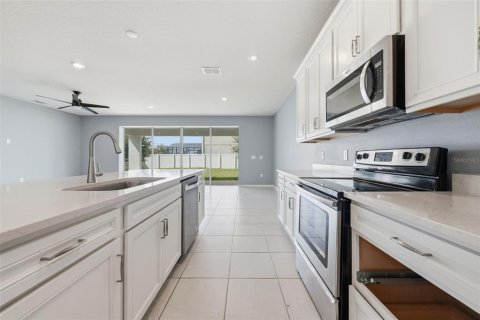 Casa en venta en Clermont, Florida, 4 dormitorios, 268.77 m2 № 2324180 - foto 15