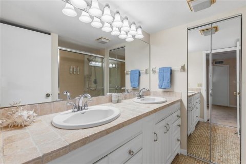Touwnhouse à vendre à New Smyrna Beach, Floride: 2 chambres, 110.37 m2 № 2399460 - photo 23