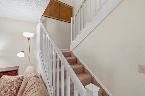 Touwnhouse à vendre à New Smyrna Beach, Floride: 2 chambres, 110.37 m2 № 2399460 - photo 18