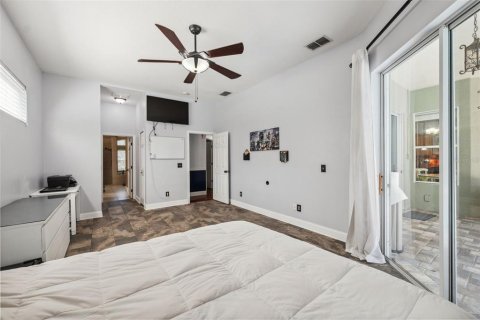Casa en venta en Homosassa, Florida, 4 dormitorios, 332.4 m2 № 1740482 - foto 22