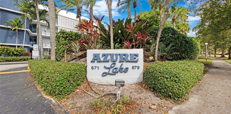 Condominio en Miami, Florida, 2 dormitorios № 1820383