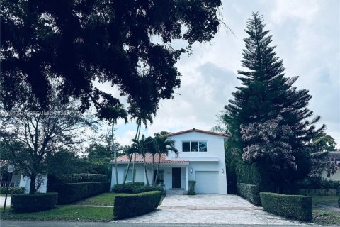 Casa en alquiler en Coral Gables, Florida, 4 dormitorios, 187.01 m2 № 2007819 - foto 4