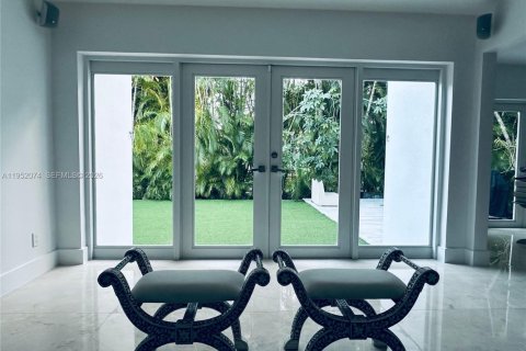 Casa en alquiler en Coral Gables, Florida, 4 dormitorios, 187.01 m2 № 2007819 - foto 7