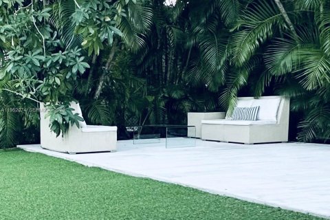 Casa en alquiler en Coral Gables, Florida, 4 dormitorios, 187.01 m2 № 2007819 - foto 6