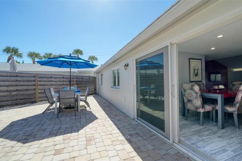 Villa ou maison à vendre à Sarasota, Floride: 3 chambres, 152.36 m2 № 2431009 - photo 26