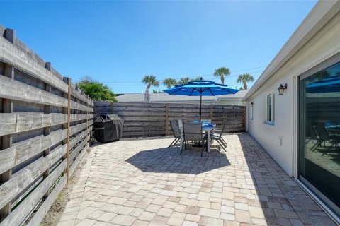 Villa ou maison à vendre à Sarasota, Floride: 3 chambres, 152.36 m2 № 2431009 - photo 27