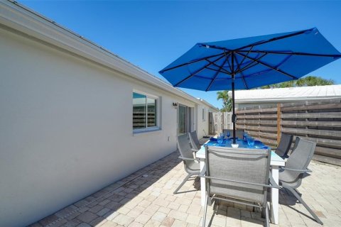 Villa ou maison à vendre à Sarasota, Floride: 3 chambres, 152.36 m2 № 2431009 - photo 29