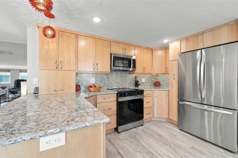Villa ou maison à vendre à Sarasota, Floride: 3 chambres, 152.36 m2 № 2431009 - photo 18