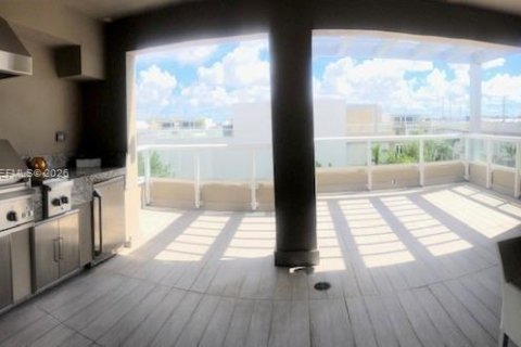 Adosado en alquiler en Miami, Florida, 3 dormitorios, 241.45 m2 № 2007888 - foto 15