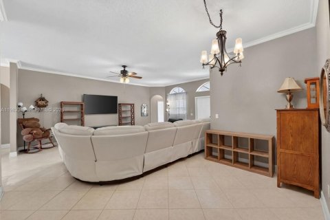 Casa en venta en Homestead, Florida, 4 dormitorios, 191.38 m2 № 2047143 - foto 20