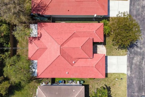 Casa en venta en Homestead, Florida, 4 dormitorios, 191.38 m2 № 2047143 - foto 28