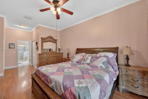 Casa en venta en Homestead, Florida, 4 dormitorios, 191.38 m2 № 2047143 - foto 10