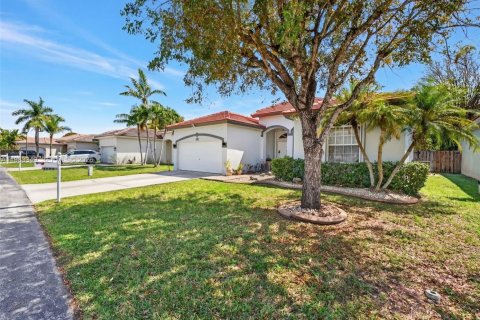 Casa en venta en Homestead, Florida, 4 dormitorios, 191.38 m2 № 2047143 - foto 3