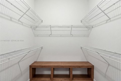 Casa en venta en Homestead, Florida, 4 dormitorios, 191.38 m2 № 2047143 - foto 11