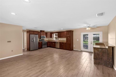 Casa en venta en Polk City, Florida, 4 dormitorios, 110.74 m2 № 1911191 - foto 7