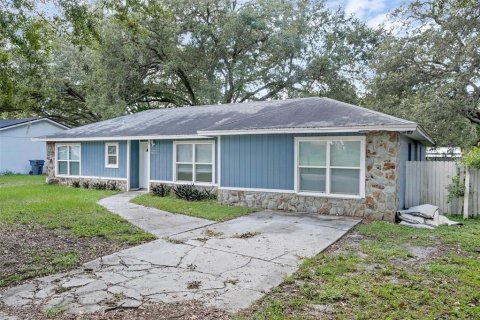 Casa en venta en Polk City, Florida, 4 dormitorios, 110.74 m2 № 1911191 - foto 4