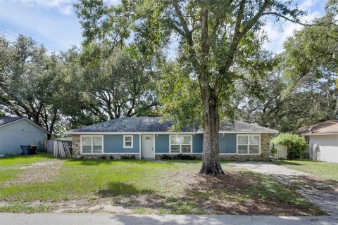 Casa en venta en Polk City, Florida, 4 dormitorios, 110.74 m2 № 1911191 - foto 1