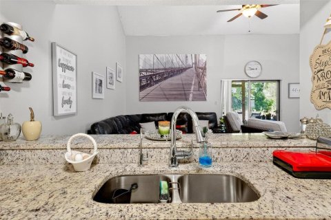 Adosado en alquiler en Orlando, Florida, 2 dormitorios, 115.2 m2 № 2103052 - foto 17