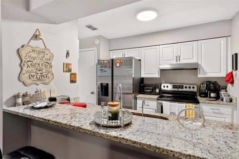 Adosado en alquiler en Orlando, Florida, 2 dormitorios, 115.2 m2 № 2103052 - foto 18