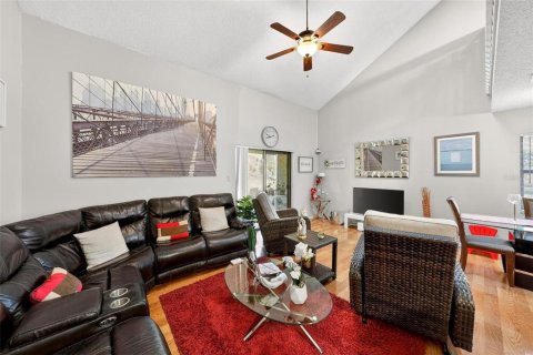Adosado en alquiler en Orlando, Florida, 2 dormitorios, 115.2 m2 № 2103052 - foto 21