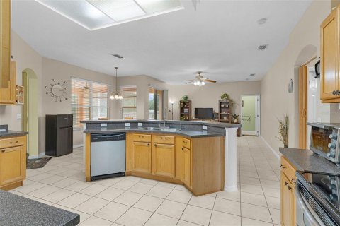 Casa en venta en Clermont, Florida, 4 dormitorios, 227.98 m2 № 2285079 - foto 12