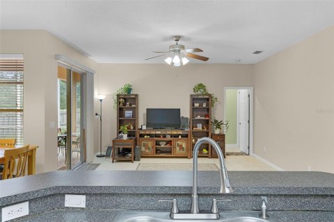 Casa en venta en Clermont, Florida, 4 dormitorios, 227.98 m2 № 2285079 - foto 15