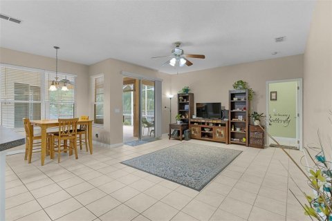 Casa en venta en Clermont, Florida, 4 dormitorios, 227.98 m2 № 2285079 - foto 19