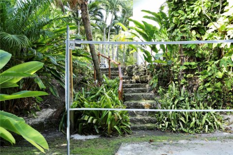 Снять в аренду виллу или дом в Пайнкрест, Флорида 6 спален, 448.25м2, № 1958340 - фото 19