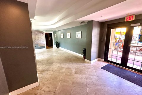 Copropriété à vendre à Miami Beach, Floride: 44.59 m2 № 2007362 - photo 16