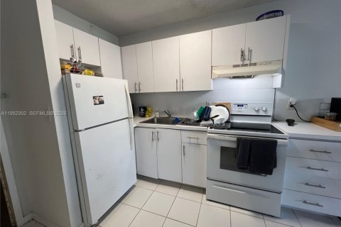 Copropriété à vendre à Miami Beach, Floride: 44.59 m2 № 2007362 - photo 5